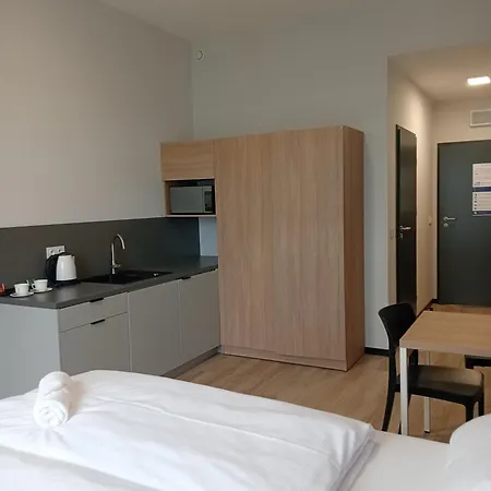 Centrum Szkoleniowo - Noclegowe Hhm Hegelmann O Zgorzelec Zewnętrze zdjęcie