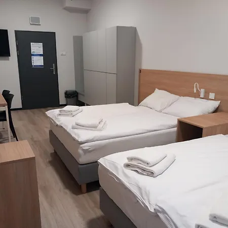 Centrum Szkoleniowo - Noclegowe Hhm Hegelmann O Zgorzelec Zewnętrze zdjęcie