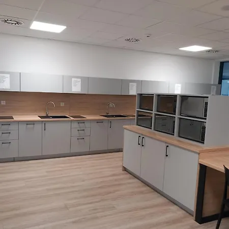 Centrum Szkoleniowo - Noclegowe Hhm Hegelmann O Zgorzelec Zewnętrze zdjęcie