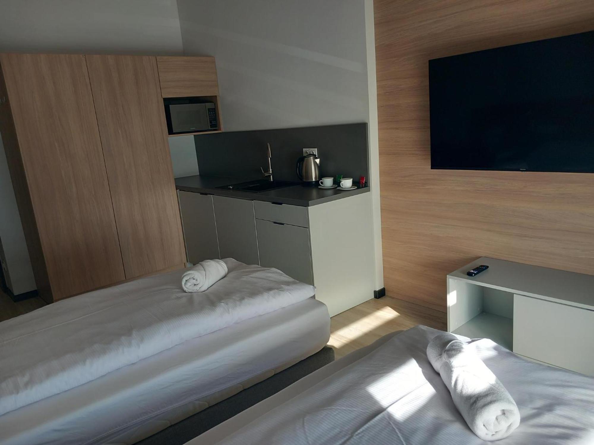 Centrum Szkoleniowo - Noclegowe Hhm Hegelmann O Apartment *