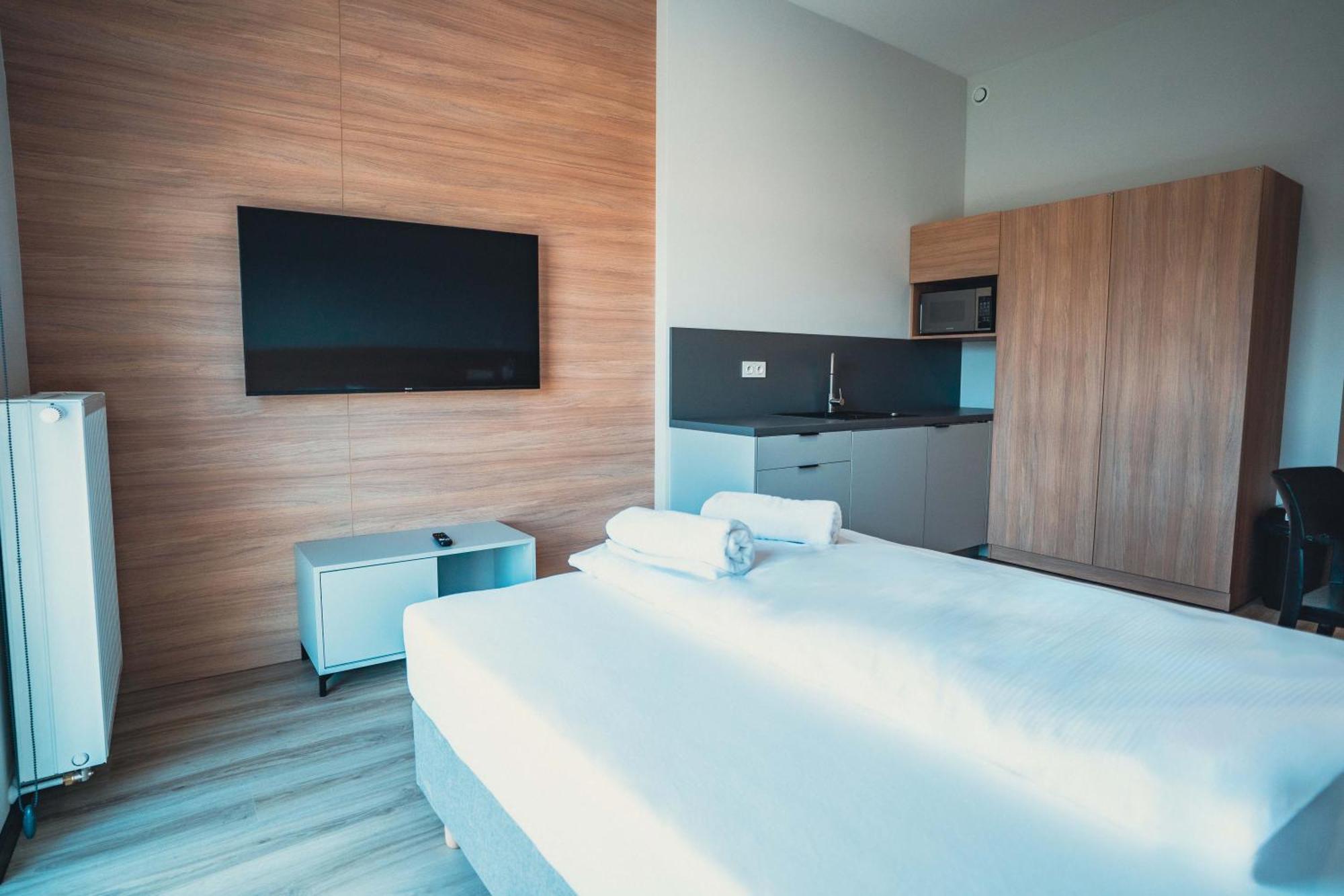 Apartment Centrum Szkoleniowo - Noclegowe Hhm Hegelmann O Zgorzelec